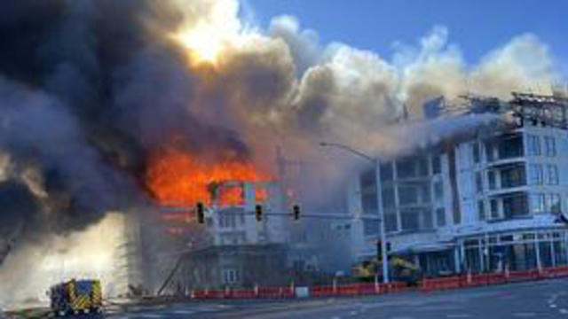 apartment-construction-fire-3-denver-fire-tweet-copy.jpg 